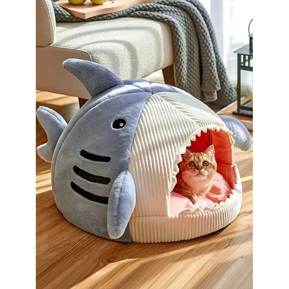 Enclosed Pet Bed With Ultra Soft Secure Interior And Warm Design