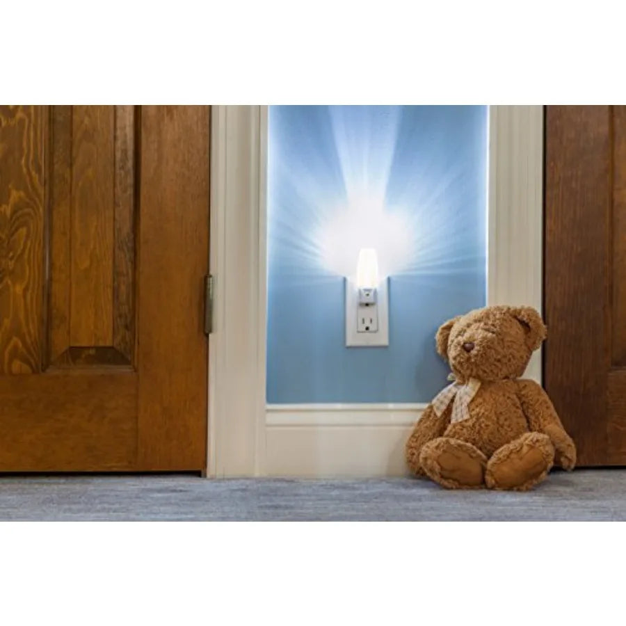 Automatic Dusk To Dawn Sensor Led Plug In Night Light