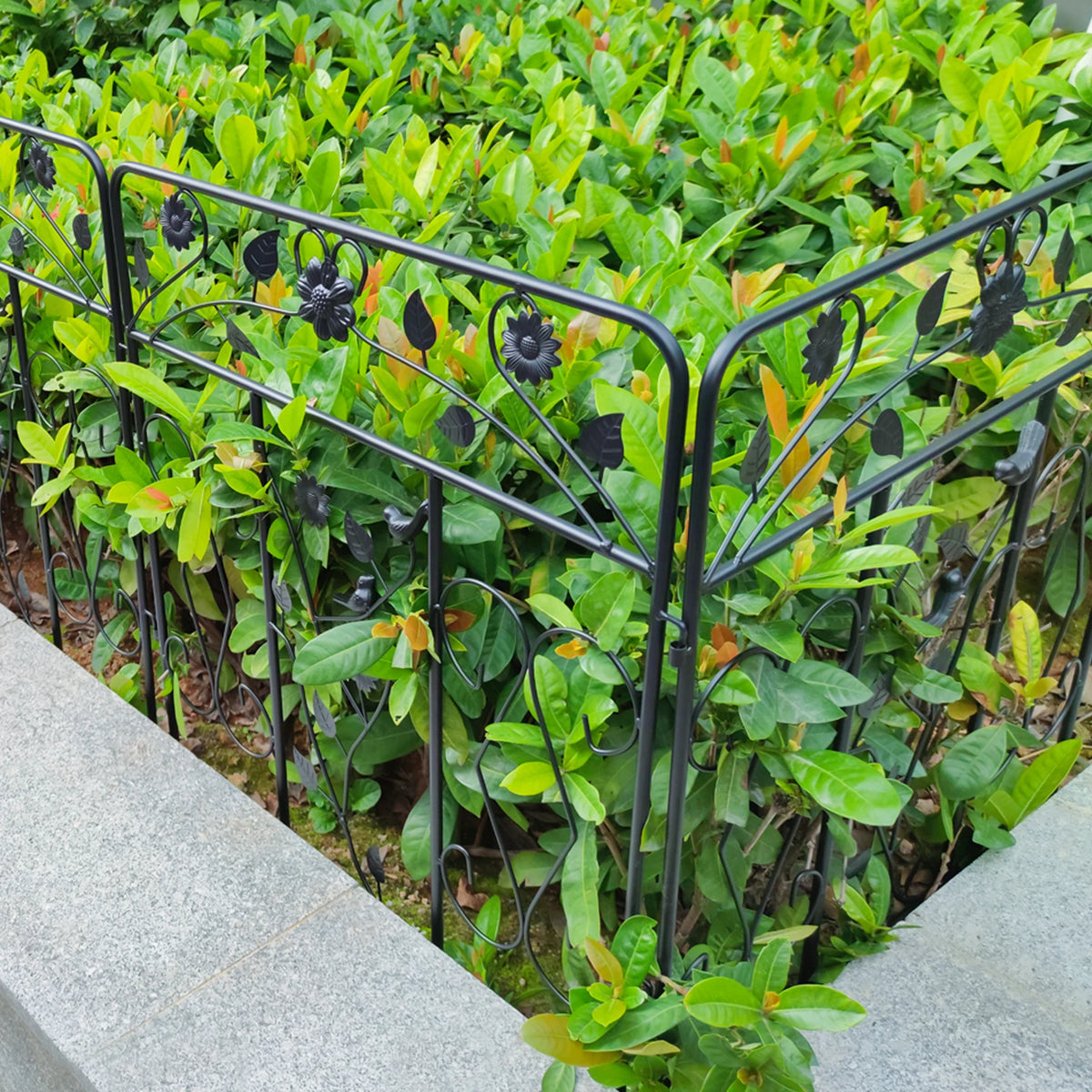 Decorative Powder Coated Metal Garden Fence Panels For Outdoors